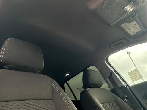 Used 2020 GMC Terrain SLE image 17