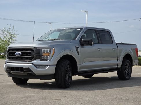 Used 2023 Ford F150 XLT image 14