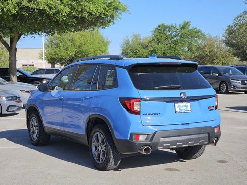 Used 2024 Honda Passport TrailSport image 5