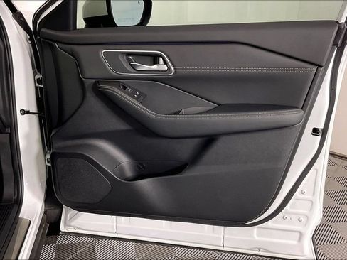 New 2026 Nissan Rogue Platinum w/ Platinum Premium Package AWD/4WD image 19