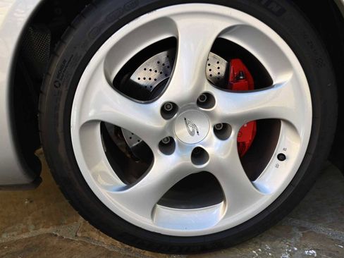 Used 2003 Porsche 911 Carrera 4S image 11