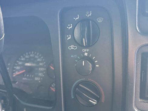 Used 1997 Dodge Ram 1500 Truck 4x4 Regular Cab image 18