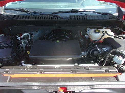 Used 2023 Chevrolet Silverado 1500 LT AWD/4WD image 26