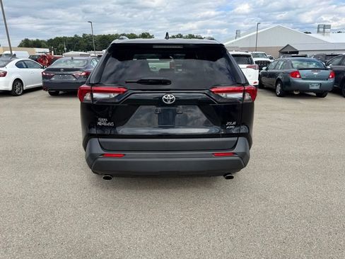 Used 2019 Toyota RAV4 XLE w/ Convenience Package AWD/4WD image 11