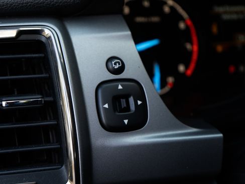 Used 2019 Ford Ranger XLT w/ Equipment Group 301A Mid image 38