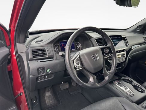 Used 2023 Honda Passport Elite image 11