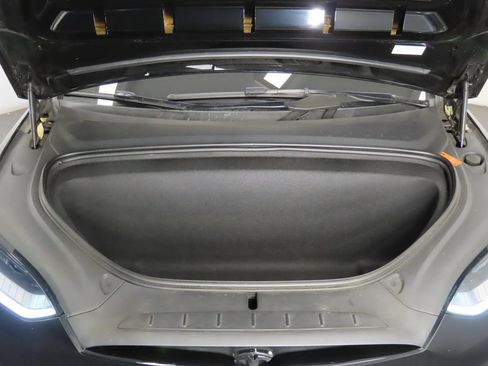 Used 2023 Tesla Model X AWD/4WD image 37
