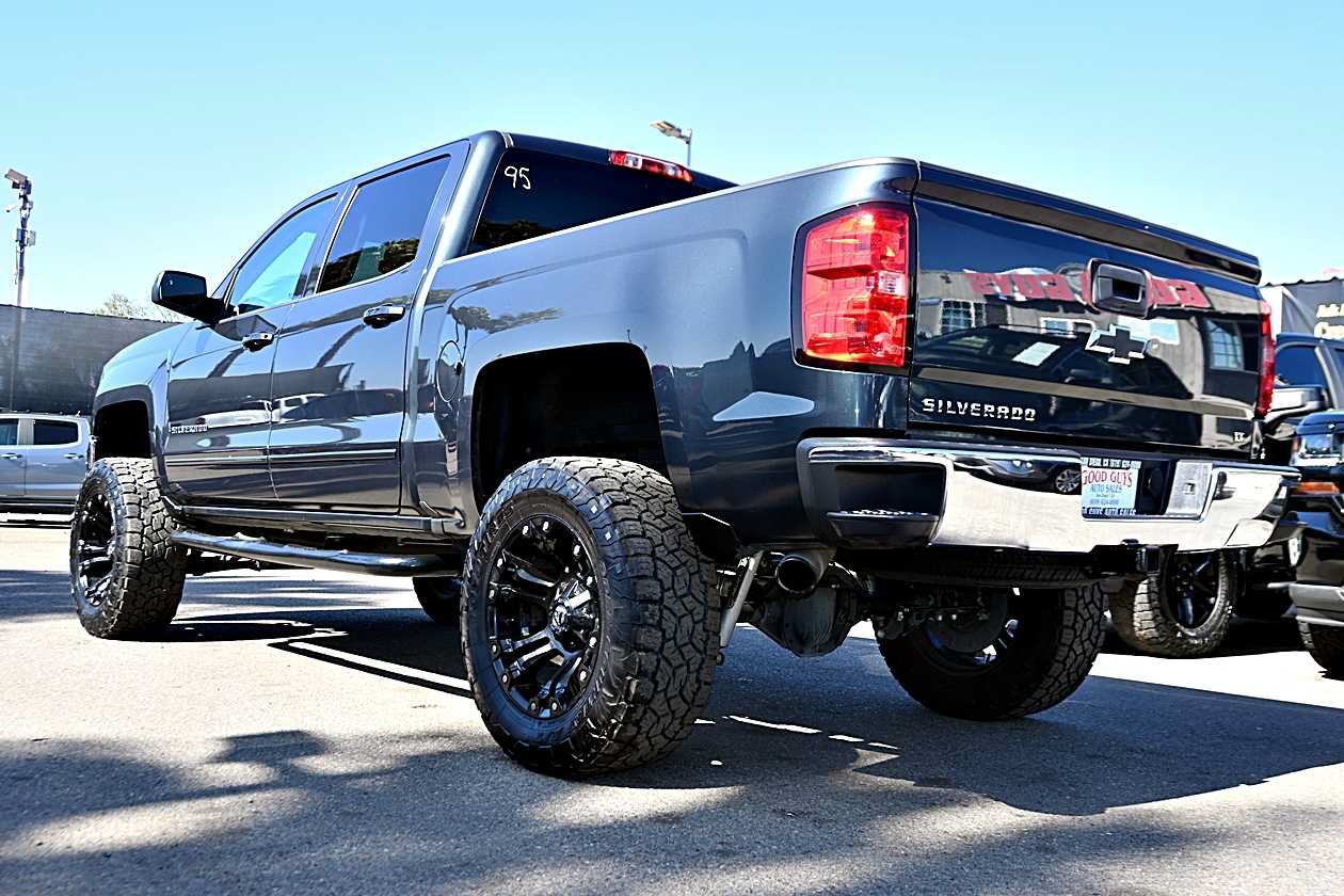 Used 2018 Chevrolet Silverado 1500 LT w/ All Star Edition RWD image 5