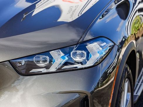 Used 2024 BMW X5 xDrive50e w/ Premium Package image 5