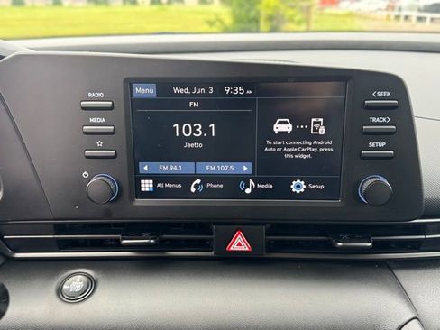 Used 2026 Hyundai Elantra Sport FWD image 14