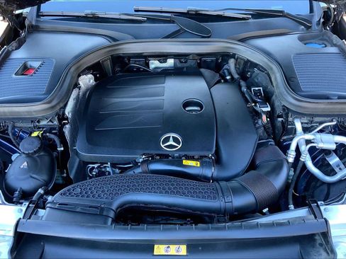 Certified 2021 Mercedes-Benz GLC 300 4MATIC image 31