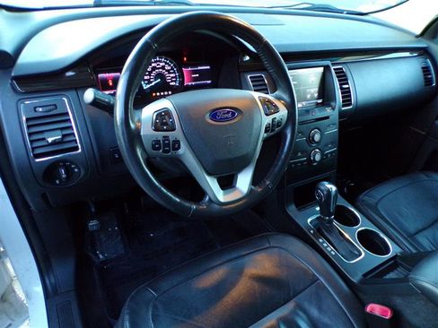 Used 2013 Ford Flex SEL image 16