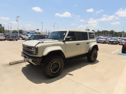 Certified 2025 Ford Bronco Raptor AWD/4WD image 2