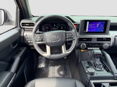 Used 2025 Toyota 4Runner TRD Sport AWD/4WD image 25