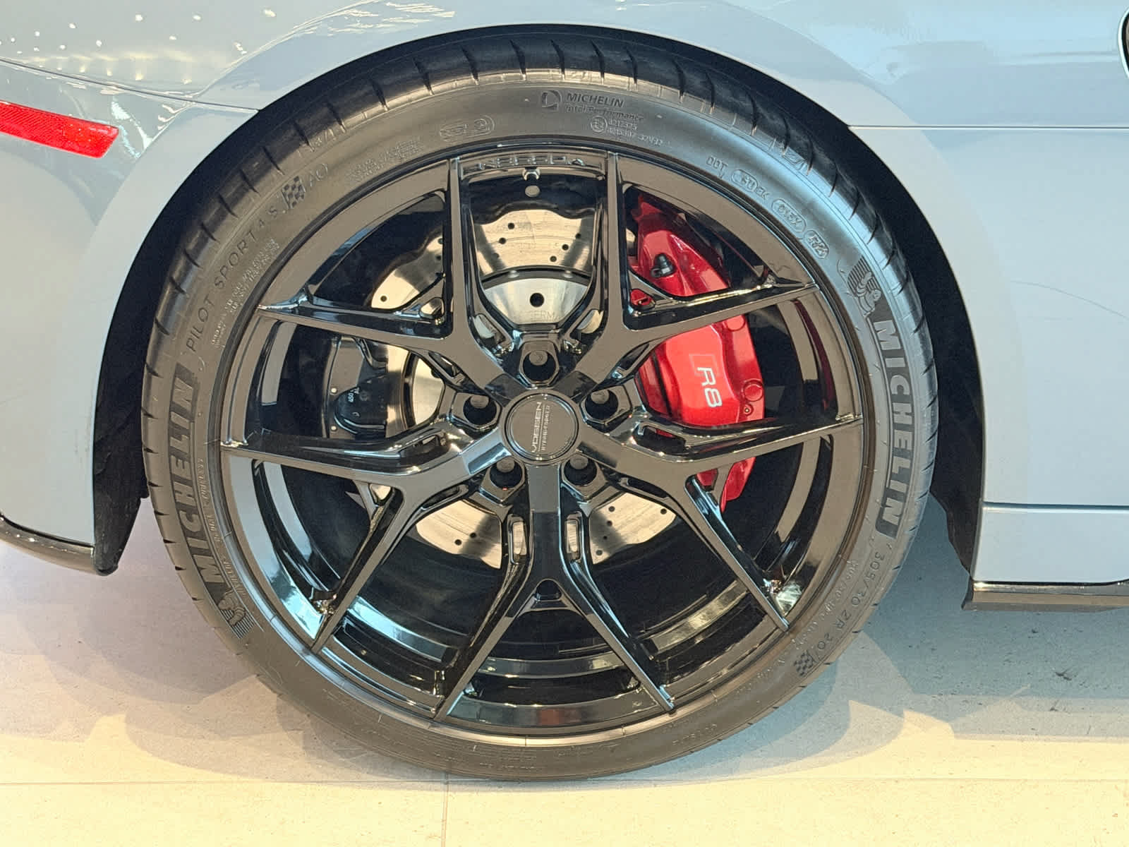 Certified 2022 Audi R8 V10 performance RWD image 36