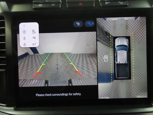 Used 2024 Ford F350 Lariat w/ Sport Appearance Package image 19