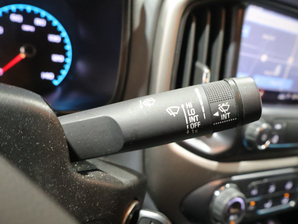 Used 2021 Chevrolet Colorado Z71 w/ Safety Package AWD/4WD image 36