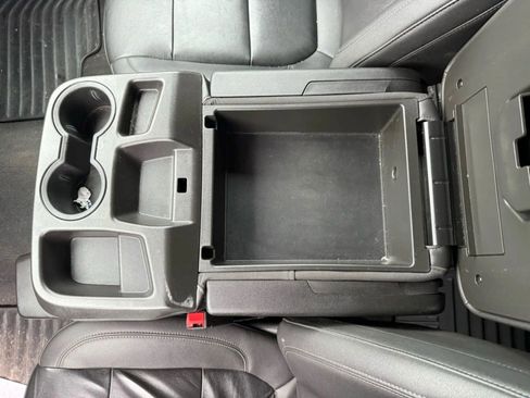 Used 2021 Chevrolet Silverado 1500 LT w/ Convenience Package II image 18