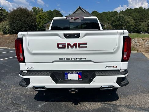 Used 2025 GMC Sierra 1500 AT4 w/ AT4 Premium Package AWD/4WD image 28