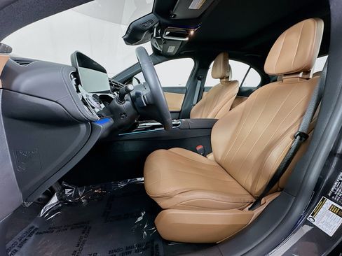 Used 2024 Mercedes-Benz E 350 4MATIC Sedan image 22