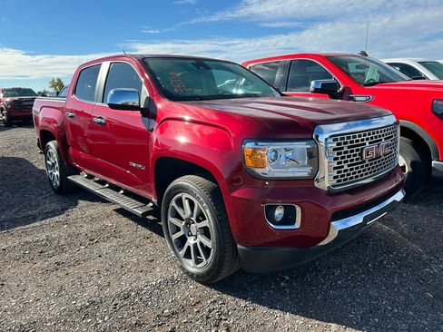 Used 2019 GMC Canyon Denali image 2