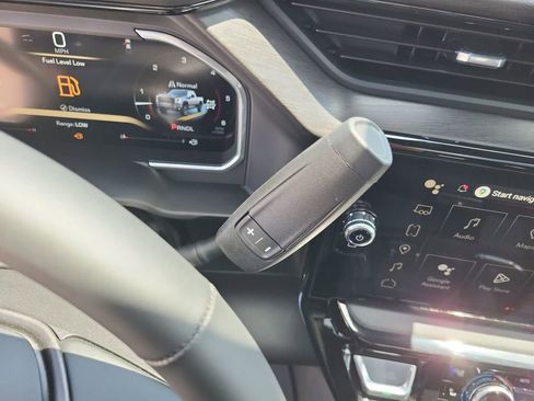 New 2026 GMC Sierra 2500 AT4 w/ AT4 Premium Plus Package image 22