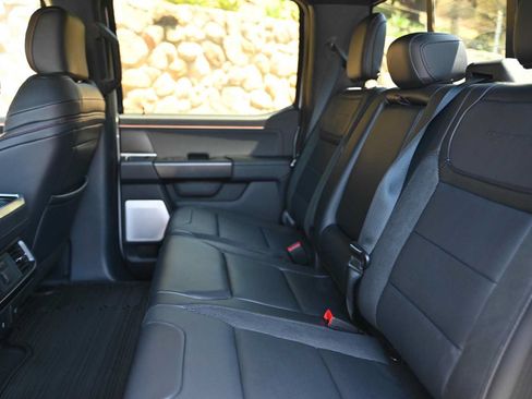 Used 2025 Ford F150 Raptor AWD/4WD image 19