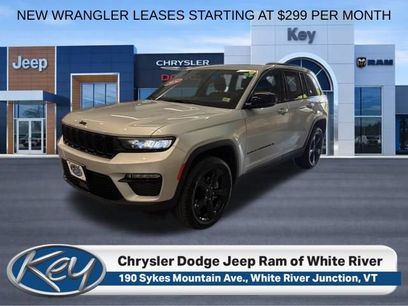 Used 2024 Jeep Grand Cherokee Limited w/ Black Appearance Package
