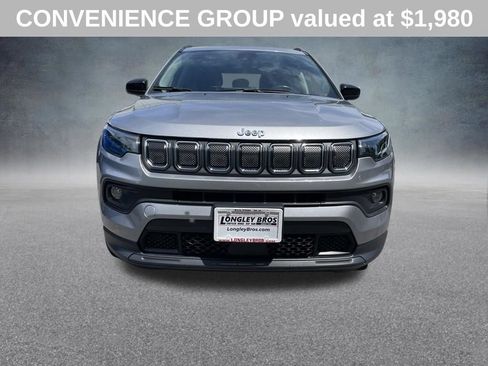 Used 2022 Jeep Compass Latitude w/ Convenience Group AWD/4WD image 2