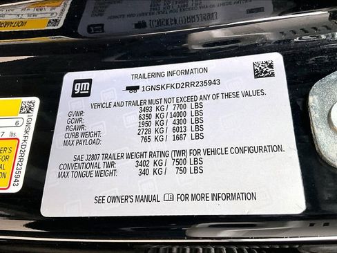 Used 2024 Chevrolet Suburban Premier image 43