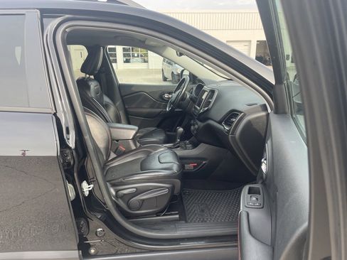 Used 2021 Jeep Cherokee Trailhawk w/ Trailer Tow Group image 11