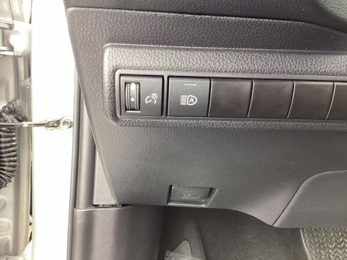 Certified 2025 Toyota Corolla LE FWD image 13