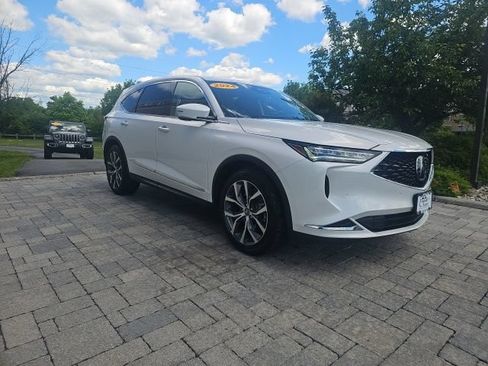 Used 2024 Acura MDX SH-AWD w/ Technology Package image 8