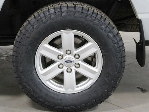 Used 2023 Ford F150 XLT w/ Trailer Tow Package image 17