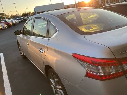 Used 2015 Nissan Sentra SV FWD image 7