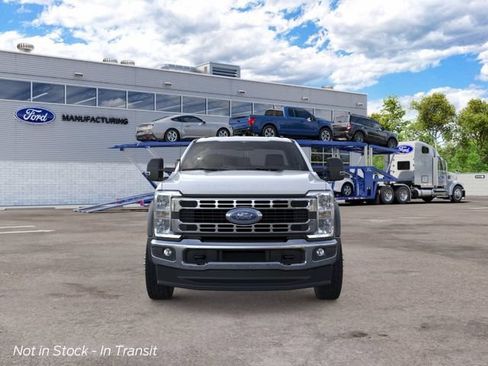 New 2026 Ford F550 4x4 Regular Cab Super Duty image 7