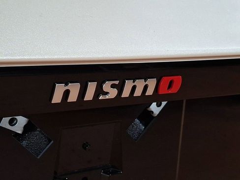 Used 2025 Nissan Z NISMO w/ Floor Mat Package image 30