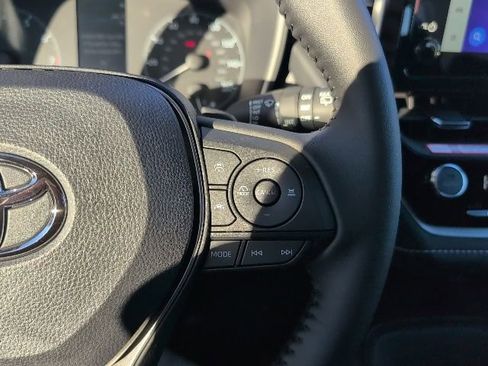 New 2026 Toyota Corolla SE image 7