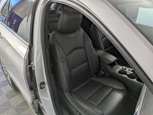 Used 2021 Cadillac XT4 Premium Luxury w/ Cold Weather Package image 33