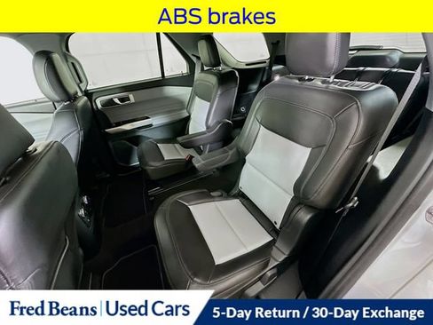 Certified 2023 Ford Explorer XLT w/ Equipment Group 202A AWD/4WD image 29