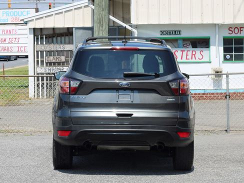 Used 2018 Ford Escape SE w/ SE Sport Appearance Package AWD/4WD image 7