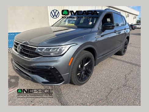 Used 2023 Volkswagen Tiguan SE R-Line AWD/4WD image 1