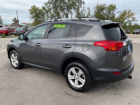 Used 2014 Toyota RAV4 XLE AWD/4WD image 4
