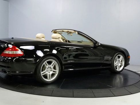 Used 2008 Mercedes-Benz SL 550 image 7
