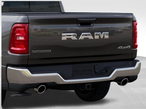 New 2026 RAM 1500 Laramie AWD/4WD image 14
