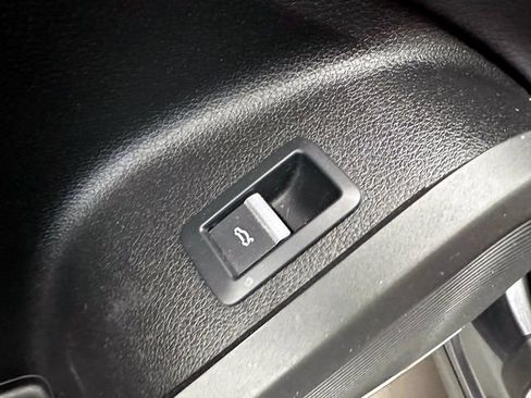 Used 2023 Audi SQ5 Premium Plus w/ Premium Plus Package AWD/4WD image 20