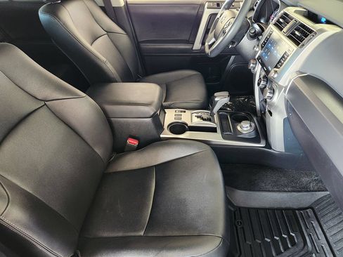 Used 2023 Toyota 4Runner TRD Sport AWD/4WD image 21