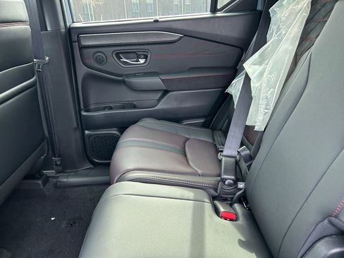 New 2026 Honda Pilot Black Edition image 19