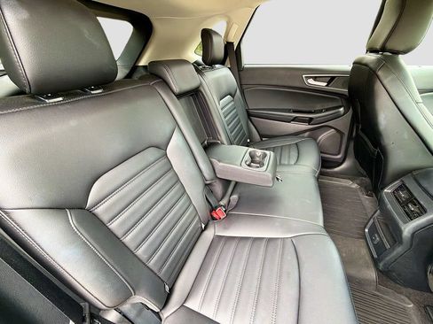 Used 2020 Ford Edge SEL w/ Cold Weather Package AWD/4WD image 28