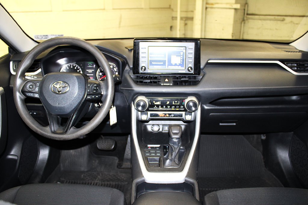 Used 2020 Toyota RAV4 LE w/ All Weather Liner Package AWD/4WD image 9